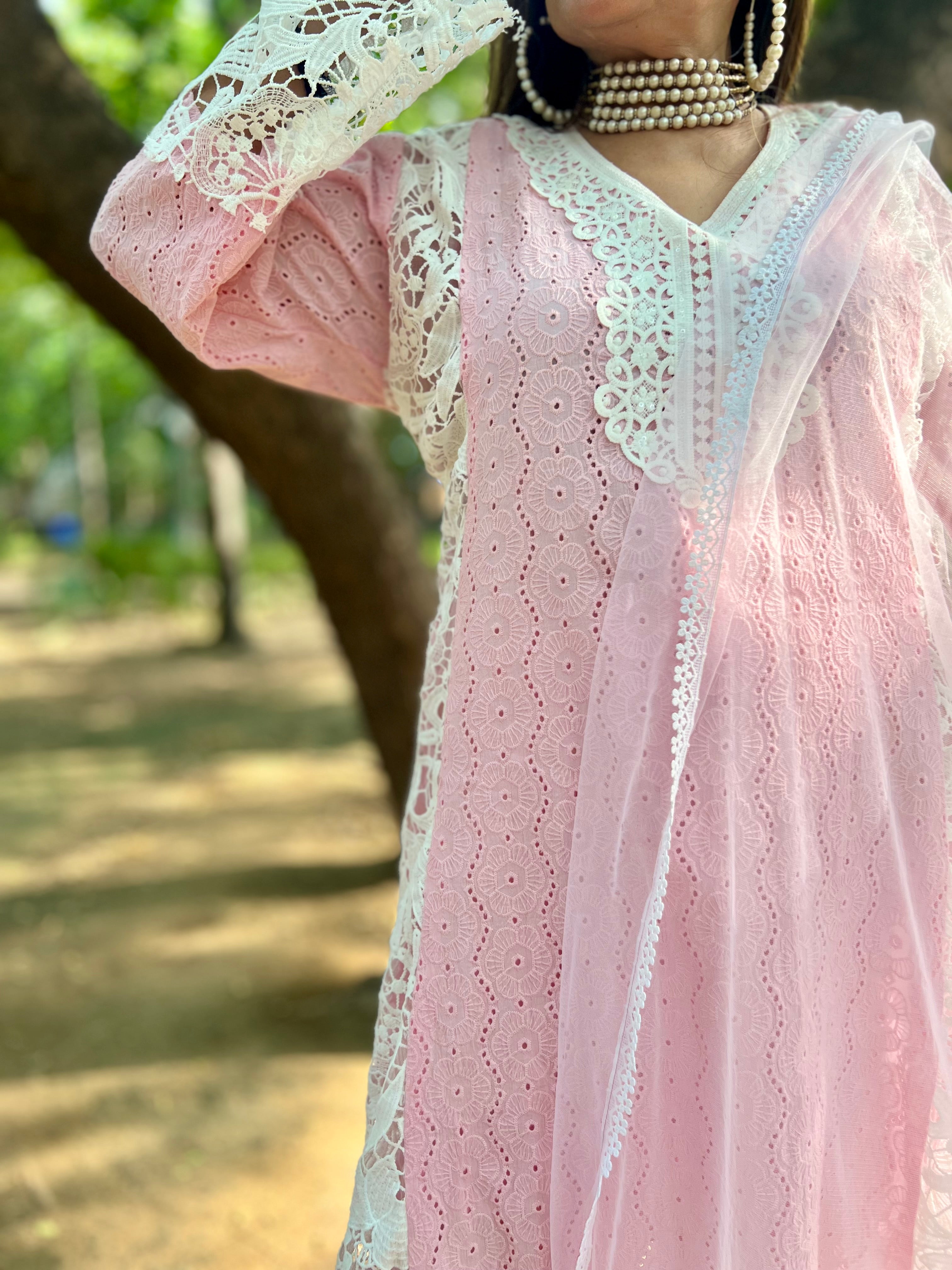 Pearl & pink chic