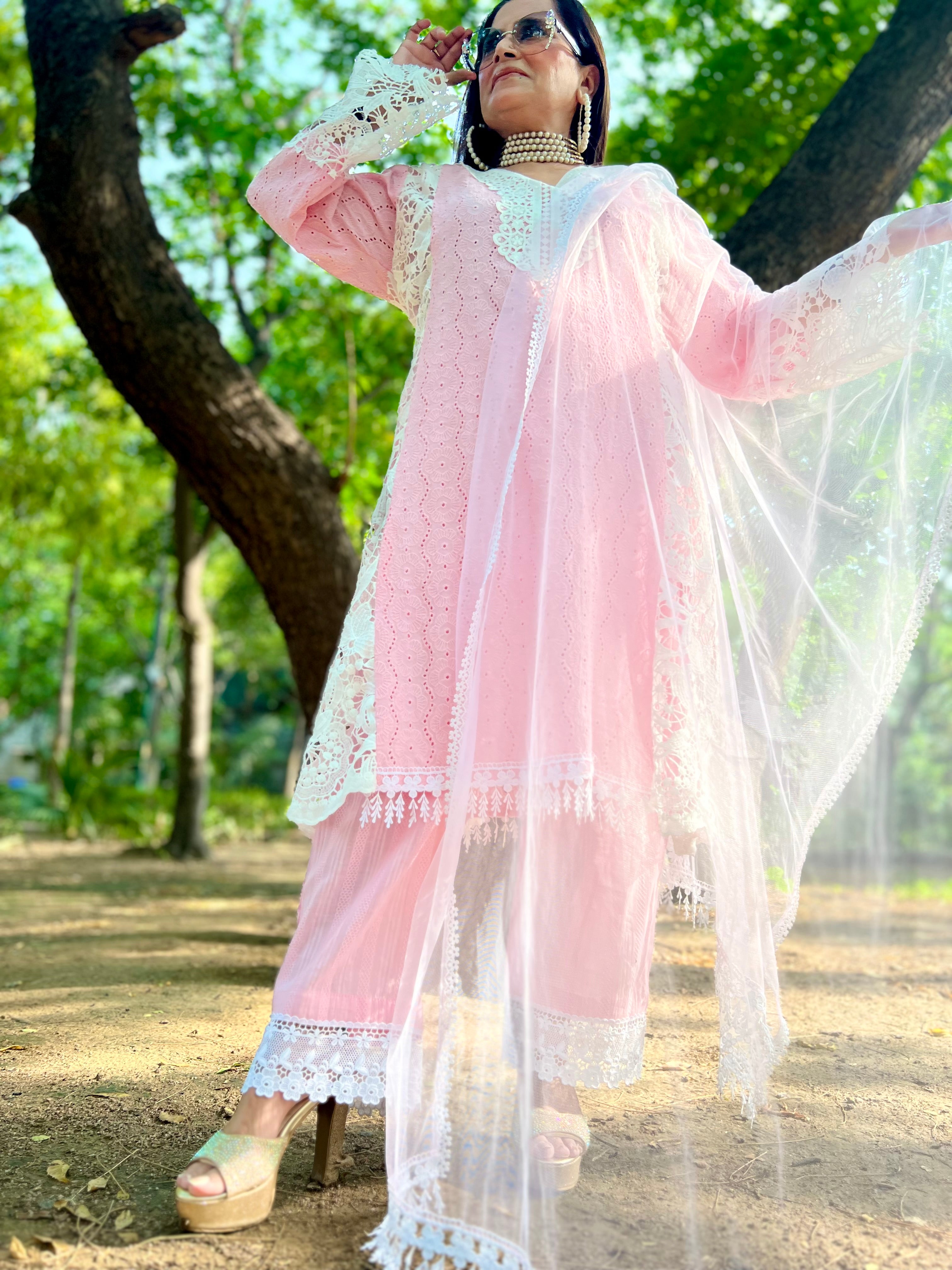 Pearl & pink chic