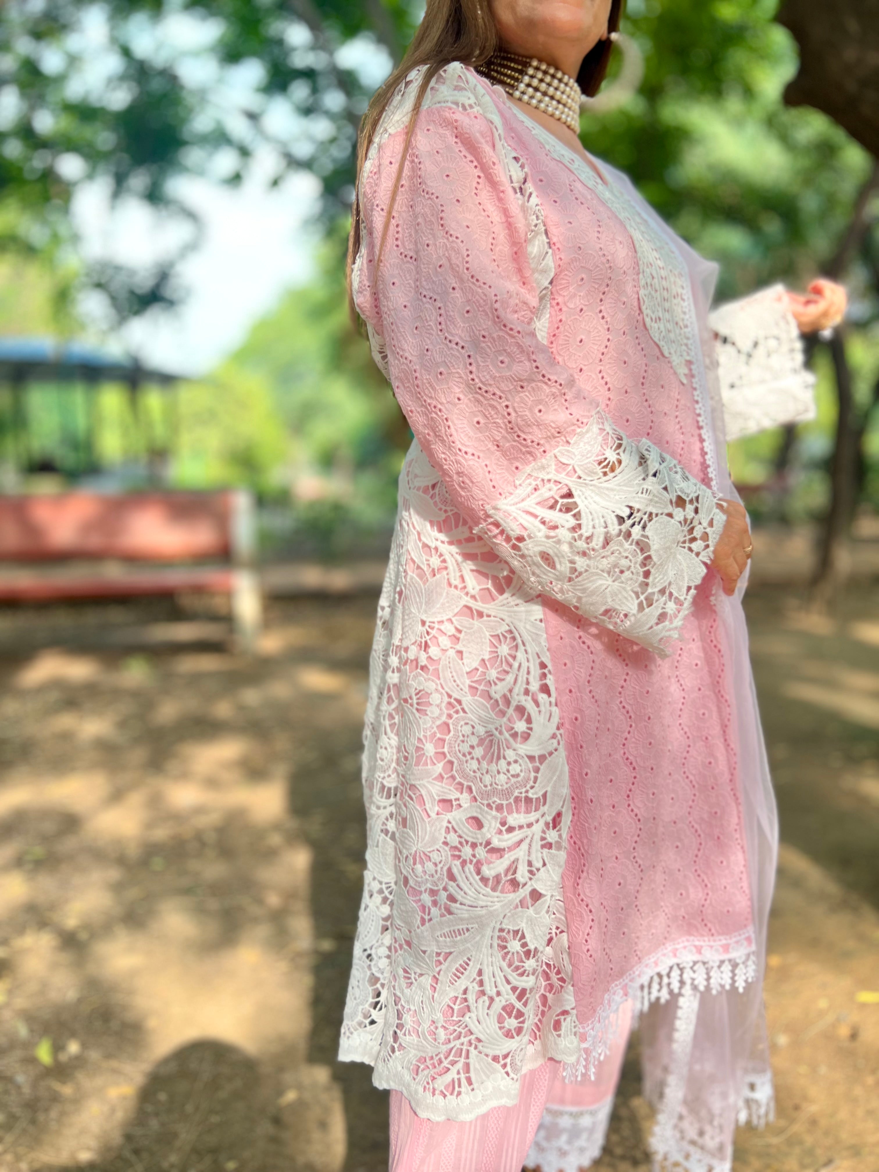 Pearl & pink chic